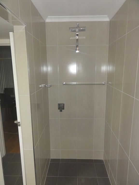 Prime Location & Spacious Adelaide Exterior foto